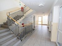  1+kk + balkon 34,36 m2  nezař.  3.p. výtah novostavba K prádelně Praha 10 Záběhlice možnost garáže - Foto 13