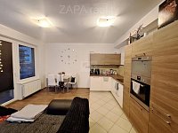 Pronájem 2+kk /B + sklep + garáž 62 m2 8 patro výtah Praha 9 Letňany - Foto 3