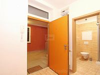 Pronájem světlého bytu 1+kk 31 m2 u Biotopu Lhotka, Praha 4 Kamýk, nezařízeno - Foto 6