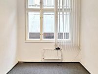 2 kanceláře (2x 13m2) ulice Národní Praha 1 nezařízené neprůchozí 1.patro bez výtahu bez provize! - Foto 2