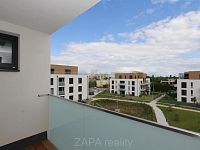 Pronájem bytu 2+kk/L/G 43 m2 v novostavbě, Praha 8 Bohnice, nezařízeno - vhled lodie.JPG
