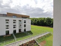 Pronájem bytu 2+kk/L/G 43 m2 v novostavbě, Praha 8 Bohnice, nezařízeno - vhled lonice.JPG