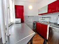 Pronájem bytu 4+kk/L 75 m2 Praha 4 Záběhlice, nezařízeno - kuch. linka.JPG