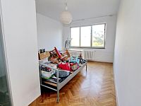 Pronájem bytu 4+kk/L 75 m2 Praha 4 Záběhlice, nezařízeno - pokoj 1.JPG
