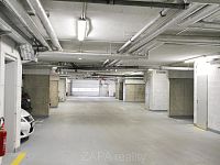 Pronájem bytu 2+kk/B/G 48 m2 v novostavbě, Praha 9 Čakovice, nezařízeno - vjezd.JPG