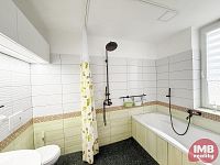 Prodej bytu 3+1 po celkové rekonstrukci, K. Vary, Stará Role, ul. Příčná - Foto 3