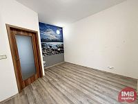 Prodej bytu 3+1 po celkové rekonstrukci, K. Vary, Stará Role, ul. Příčná - Foto 17