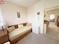 Prodej bytu 3+1 K. Vary, Tuhnice, ul.  Krymská  - IMG_1593.JPEG