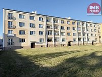 Moderní byt 2+1 s lodžií a výhledem na rybník, Nová Role - IMG_2323.JPEG