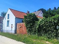 Prodej rodinného domu v Praze 5 - Třebonicích, ul. K Řeporyjím - IMG_20260608_150414.jpg