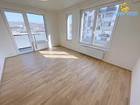 Pronájem bytu 2kk 52m +balkon 8m2 garáž Waltariho metro Kolbenova