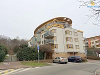 Pronájem bytu 2+kk, 58m2 s terasou, parkovacím stáním, zahrada, Praha 5 Košíře - Foto 17