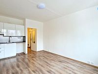 Pronájem bytu 1+kk, 25 m2, Narcisová, Praha 10, Zahradní město - Foto 2