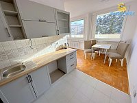 Dlouhodobý pronájem bytu 3+1 81m balkon Nad Ohradou Praha Žižkov - Foto 2