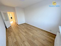 Dlouhodobý pronájem bytu 3+1 81m balkon Nad Ohradou Praha Žižkov - Foto 9