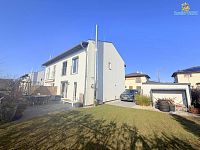 Pronájem domu se zahradou Horoměřice - Foto 3