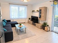 Pronájem bytu 2kk 47m2 balkon garáž zahrada V Javorech Horní Počernice