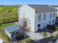 Pronájem domu se zahradou Horoměřice