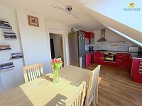 Prodej bytu 4+1 127m zahrada Bezinková Praha Březiněves - Foto 8