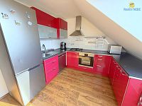 Prodej bytu 4+1 127m zahrada Bezinková Praha Březiněves - Foto 9