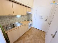 Pronájem bytu 1+kk 34m2 balkon Praha Nuselská - Foto 4