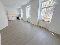 Pronájem bytu 4+kk 118m Chelčického Praha 3 - Foto 3