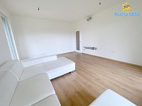 Pronájem bytu 2kk/T/GS, 49m2 + 280m2 zahrada, Zlochova Praha 4 Modřany - Komořany - Foto 4