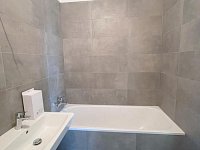 Pronájem bytu 2kk/T/GS, 49m2 + 280m2 zahrada, Zlochova Praha 4 Modřany - Komořany - Foto 7