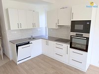 Pronájem bytu 2+kk 47m Hadovitá Praha 4 Michle - Foto 3