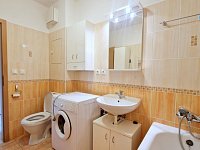 Pronájem bytu 1+kk/B/S, 41 m2, Boloňská, Praha 10, Horní Měcholupy - Foto 10