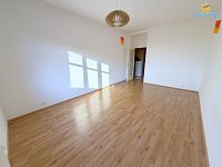 Pronájem bytu 1+kk  31m2 Na Veselí Praha 4 Pankrác - Foto 3