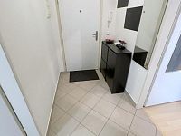 Pronájem bytu 1+kk 33m2 balkon Elektrárenská Praha - Foto 8