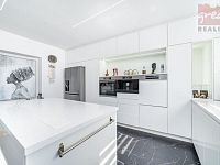 Prodej rodinného domu poblíž centra města Studénka - Foto 10