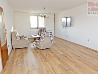 Prodej rodinného domu se zahradou v obci Skrbeň - Foto 3