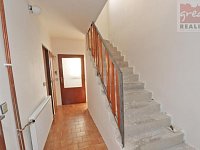 Prodej rodinného domu se zahradou v obci Skrbeň - Foto 19