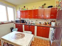 Prodej rodinného domu se zahradou v obci Skrbeň - Foto 7