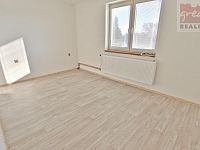 Prodej rodinného domu se zahradou v obci Skrbeň - Foto 10