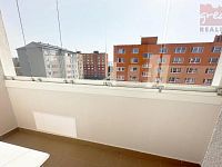 Pronájem bytu 2+1 se zasklenou lodžií po celkové rekonstrukci v Hranicích - Foto 6