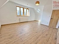 Pronájem zrekonstruovaného bytu 3+kk - IMG_2160.jpg