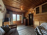 Zahradní chatka s pozemkem.