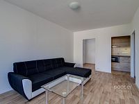 Pronájem bytu po rekonstrukci 2+kk/sklep, 43 m2, ul. Královická, Brandýs nad Labem.