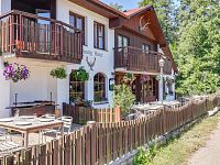 Prodej výjimečné historické stavby 1 150 m² s pozemkem 2 217 m² u rybníka Jivák – 36 minut od Prahy - Foto 3