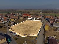 Prodej pozemků o celkové výměře 4625 m2, Zálezlice.