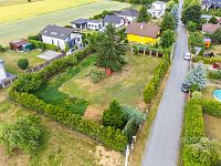 Prodej stavebního pozemku 1300 m2 v obci Záryby.