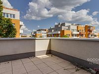 Pronájem bytu 2+kk/T/B/G, v ulici Farkašova, Praha 9 - Kyje.  - Foto 9