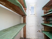 Dvougenerační dům s velkým pozemkem a garáží v Chomutovicích u Dobřejovic, obec Popovičky. - Foto 6