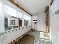 Dvougenerační dům s velkým pozemkem a garáží v Chomutovicích u Dobřejovic, obec Popovičky. - Foto 14