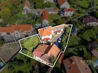 Dvougenerační dům s velkým pozemkem a garáží v Chomutovicích u Dobřejovic, obec Popovičky. - Foto 25