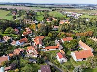 Dvougenerační dům s velkým pozemkem a garáží v Chomutovicích u Dobřejovic, obec Popovičky. - Foto 29