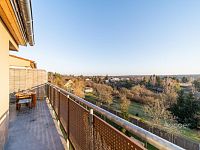 Byt 4+1/terasa/GS/PS/půda, 95 + 11,8 m2 na Praze 9 – Horní Počernice, ul. V Javorech na prodej. - Foto 21